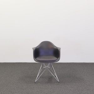 Konferensstol Eames Fiberglass armchair DAR | VITRA