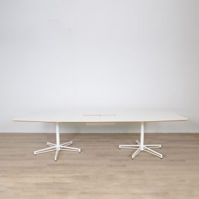 Konferensbord X-Bone | JOHANSON DESIGN