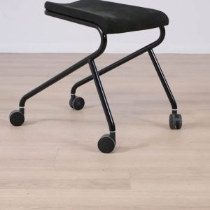 Svart Pall Add Move Stool 46 | LAMMHULTS