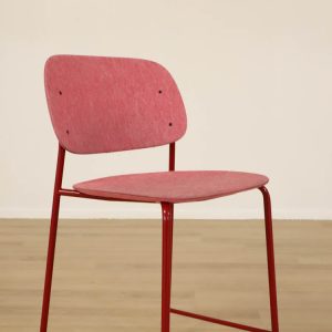 Barstol Hale PET Felt Counter Stool | DE VORM